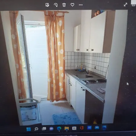 Apartman Bol Esterno foto